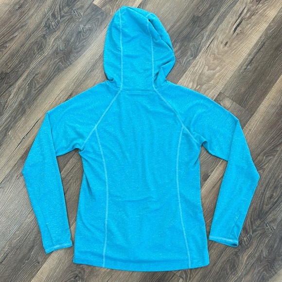 Patagonia Women’s lightweight Full Zip Jacket size medium blue/green color - Picture 9 of 15